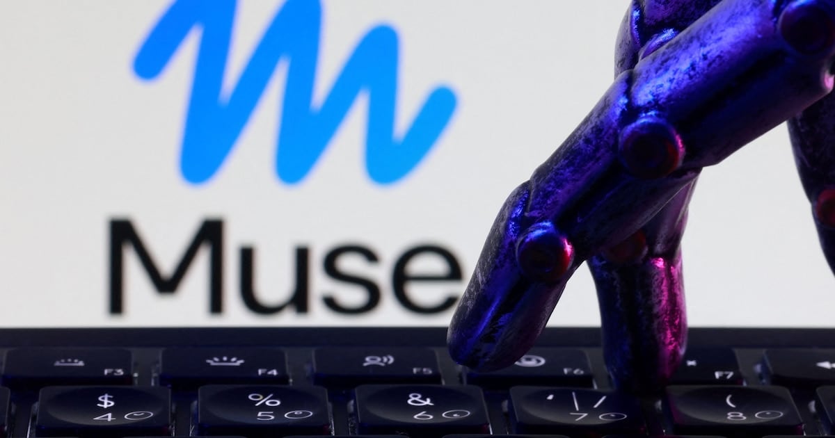 El teclado que llegó solo: un youtuber expuso a la IA de Meta y se armó un quilombo depermissions