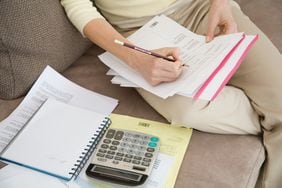 Octubre llega con suba del 1,66% en jubilaciones y AUH: cómo quedan los haberes y cuándo se cobra