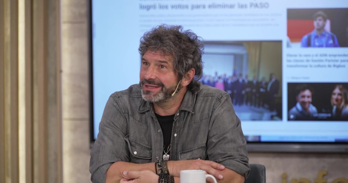 Noble rescata del placard las canciones que el público ya se sabía de memoria
