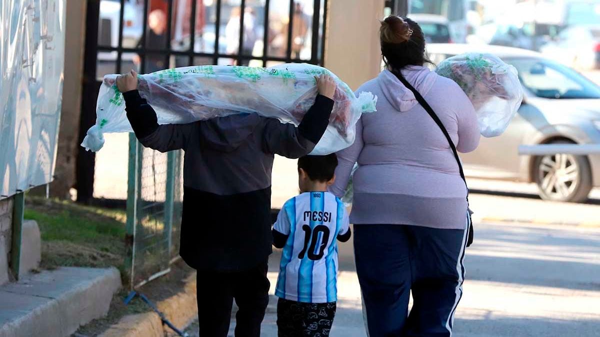 Chivito del norte y trucha patagónica: dos sábados para armar la compra grande en Neuquén