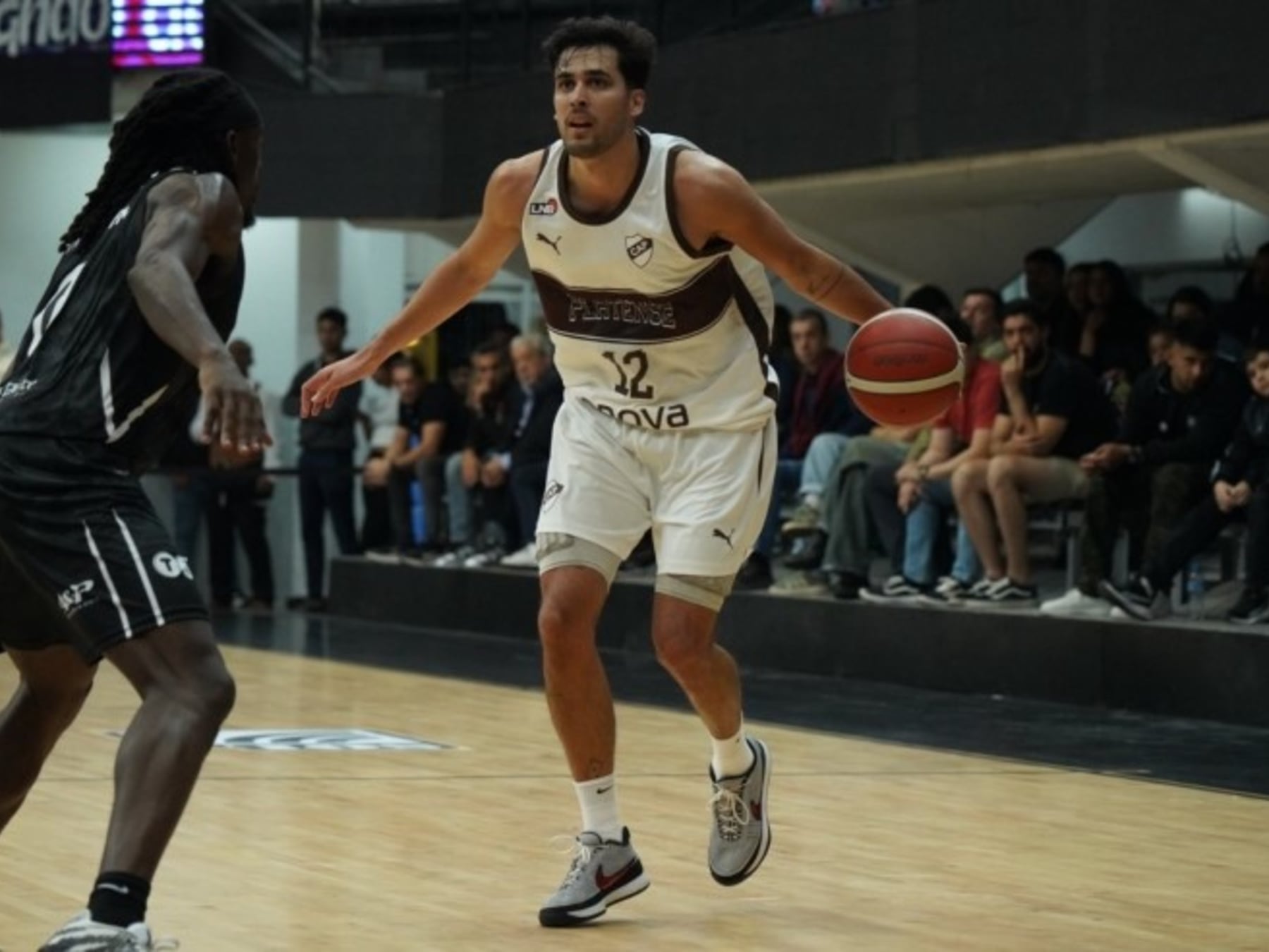 El Albinegro avisó primero: Platense se llevó un partido bravo de Santiago del Estero y arrancó la Liga con el pie derecho