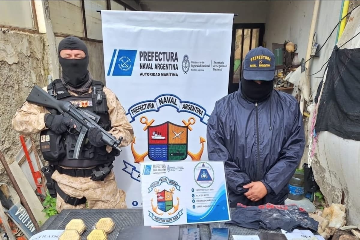 Secuestran diez kilos de oro ocultos en el tanque de un inodoro fuera de uso en Caleta Olivia