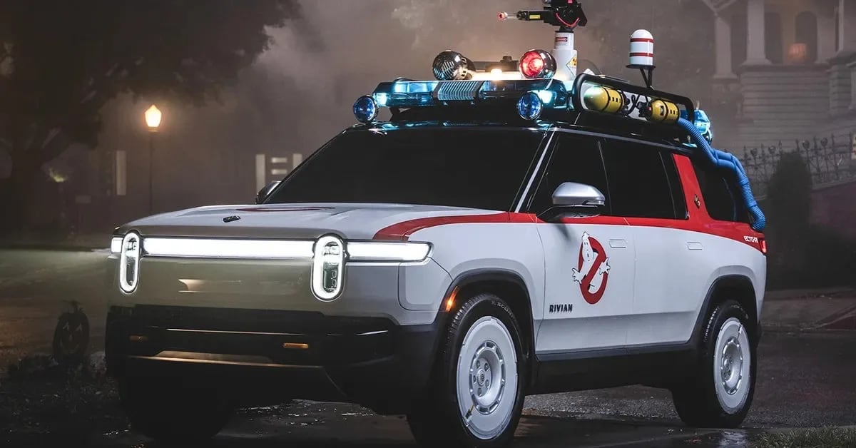 Bill Murray, Rivian y un Ecto-1 que se enchufa: cuando el marketing de Halloween vale más que el auto