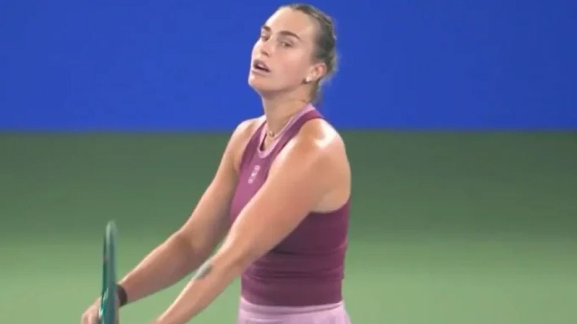 Li le aguó la fiesta a la reina de Wuhan: Sabalenka se fue en el debut