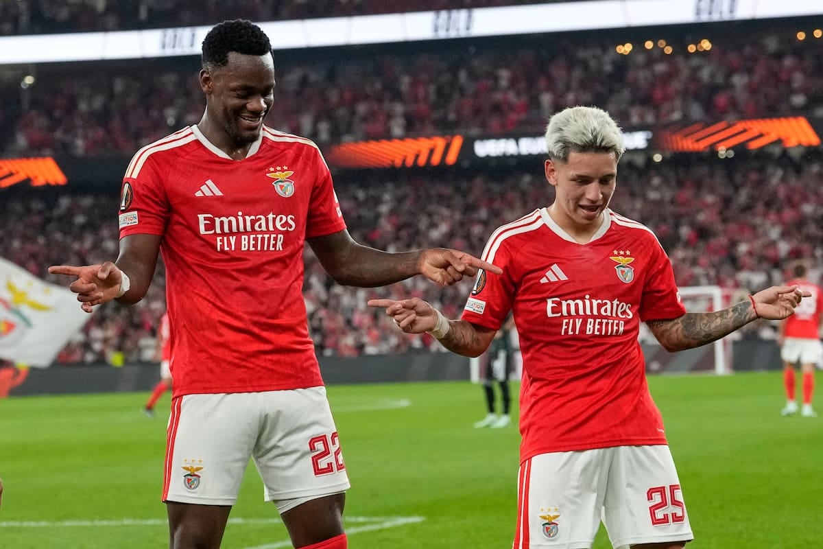 La noche que los argentinos coparon el fútbol europeo: Prestianni brilló, Hezze festejó y Salah sigue haciendo historia