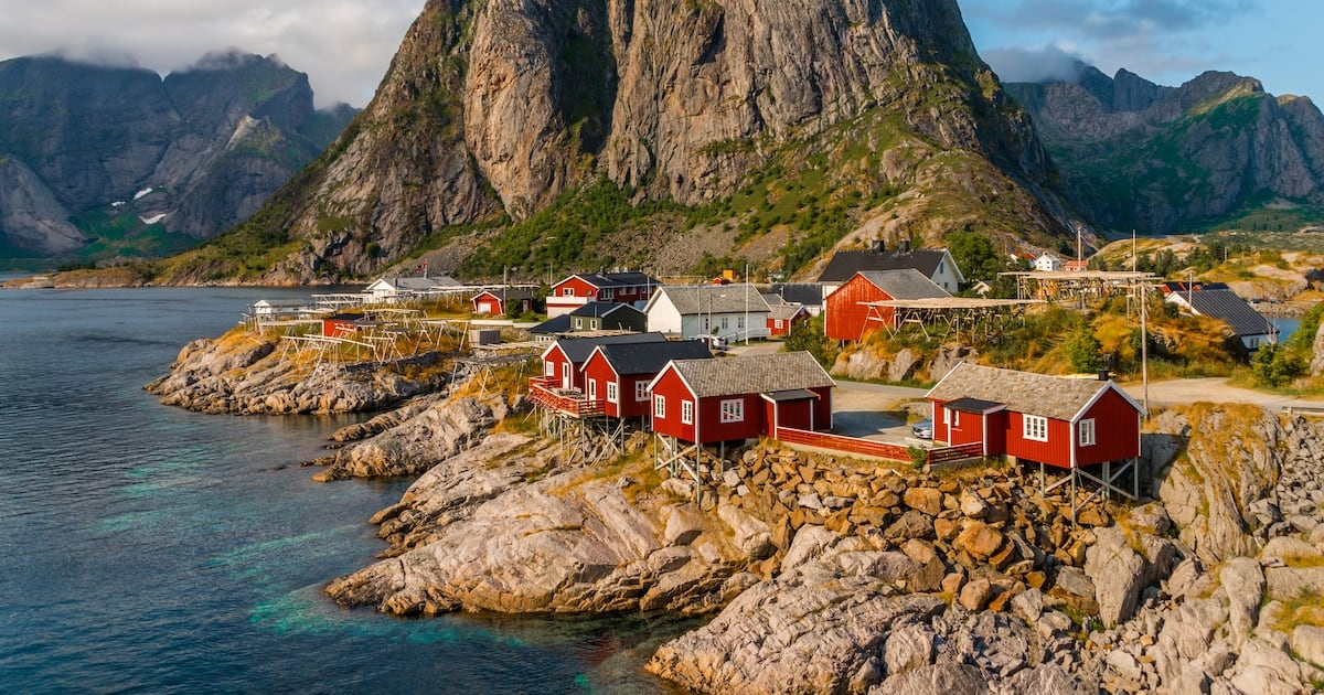 El termómetro empuja a los turistas hacia el norte de Europa y reconfigura la geografía del verano boreal