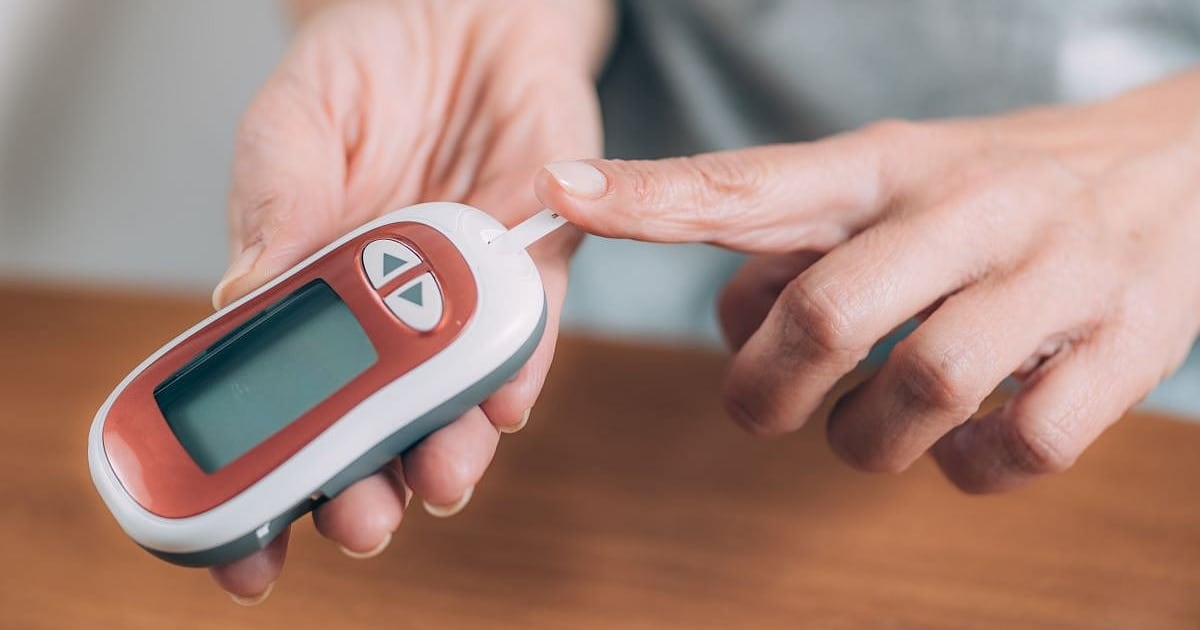 Los primeros 90 días con antipsicóticos: la ventana más delicada para el azúcar en sangre y el peso